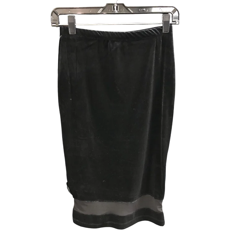 Comfortable And Versatile Skirt Mini & Short By Bozzolo In Black, Size: S