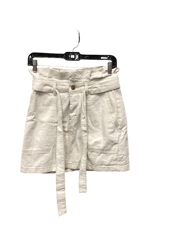 Classic Skirt Mini & Short By Free People In Cream, Size: 2