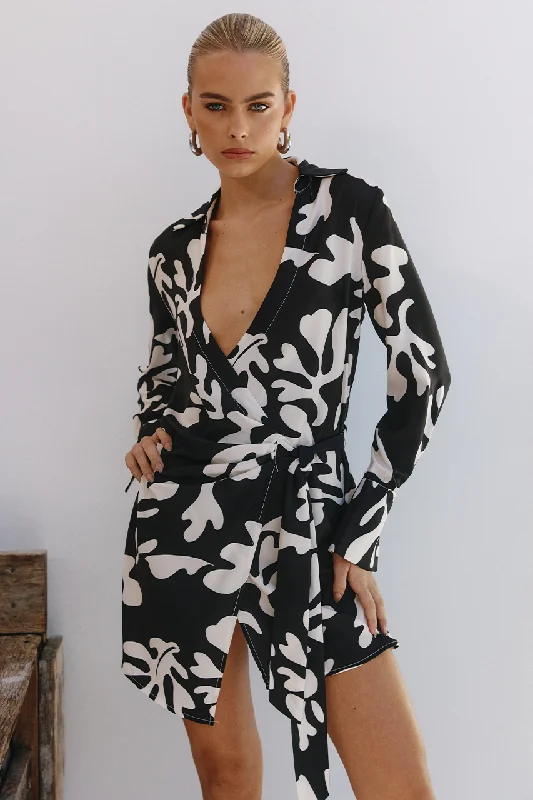 Comfortable And Cold-proof HATTIE WRAP DRESS - BLACK/SAND