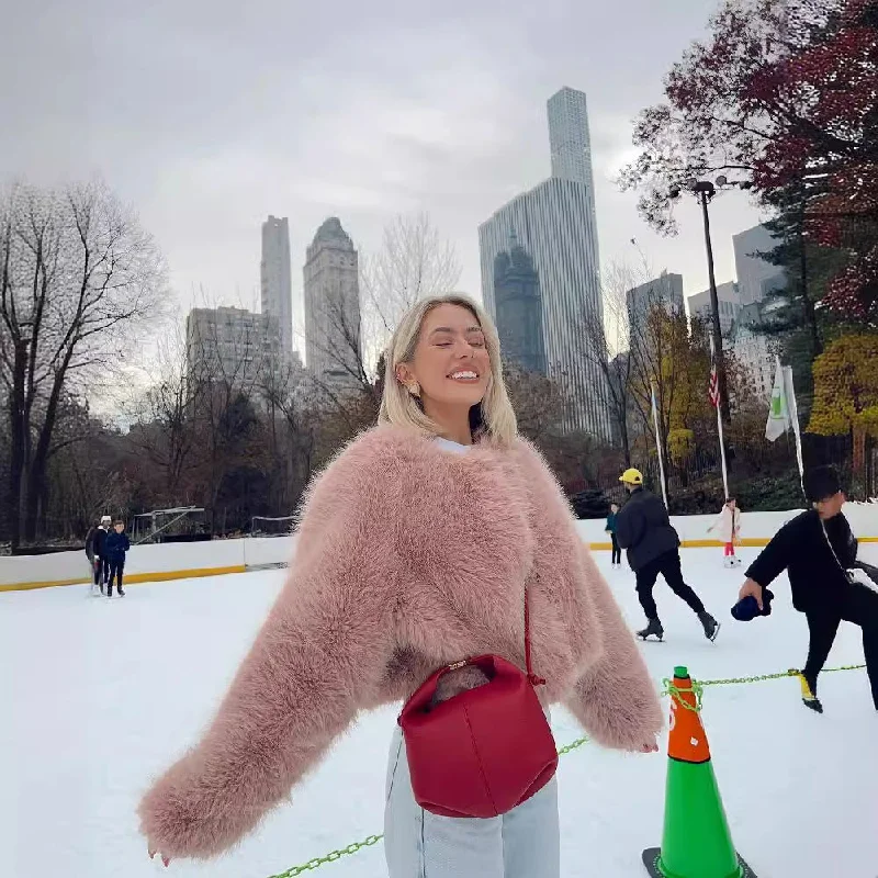 Retro Fashion Designed Winter Short Faux Fur Coats