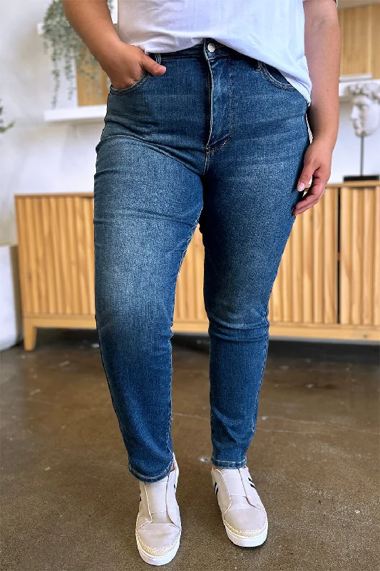 Diamond Series Judy Blue Full Size Tummy Control High Waist Slim Jeans