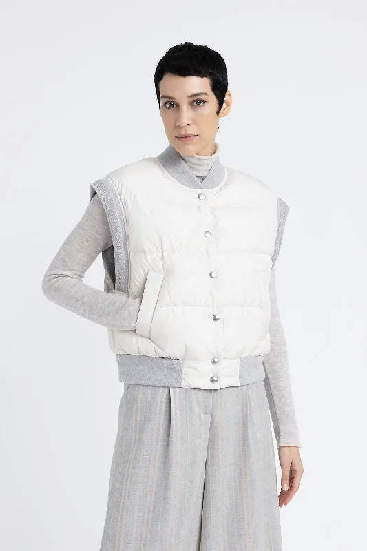 Classic And Versatile Short sleeveless down jacket with bomber neck