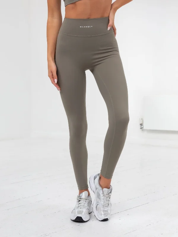 Wearable At Home Or Out Ultimate Active Leggings - Safari Green