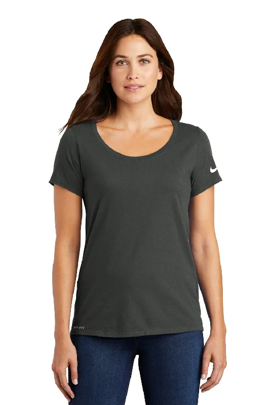 Fashion Must-have Nike Womens Dri-Fit Moisture Wicking Short Sleeve Scoop Neck T-Shirt - Anthracite Grey Fashion Must-have Nike Womens Dri-Fit Moisture Wicking Short Sleeve Scoop Neck T-Shirt - Anthracite Grey