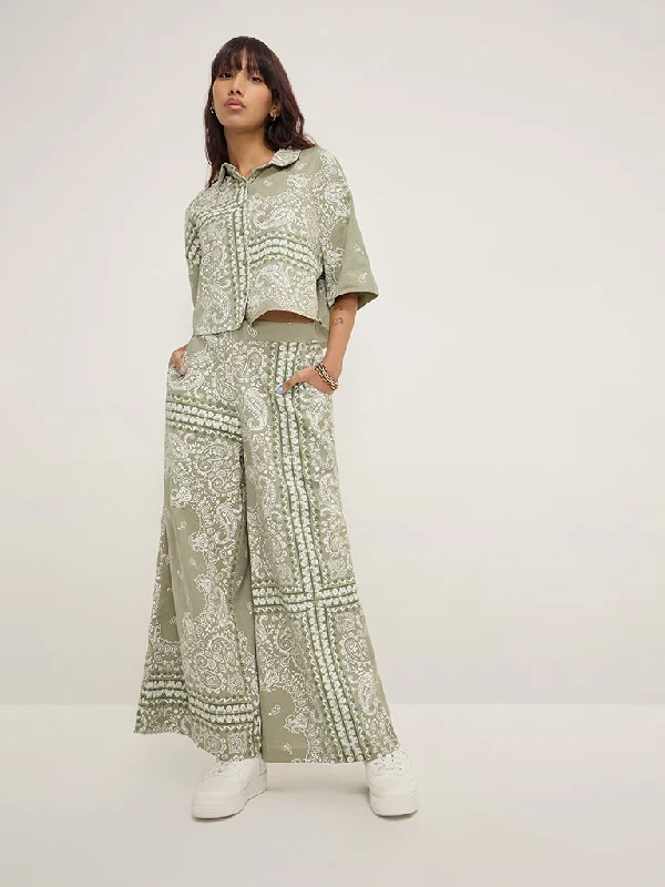 College Style Bombay Paisley Sage Paisley Printed High-Rise Wide Leg Cotton Blend Pants