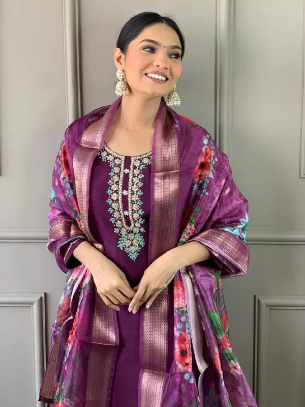 Warm Atmosphere Pure Viscose Chander Designer Kurti with Tissue SilkDupatta and Bottom