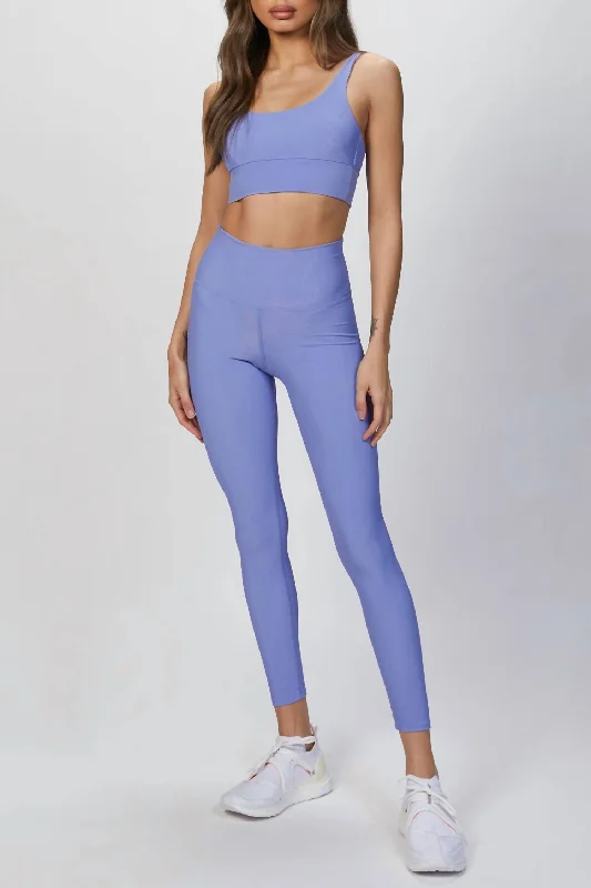 Fashion Must-have Ayla Legging In Periwinkle