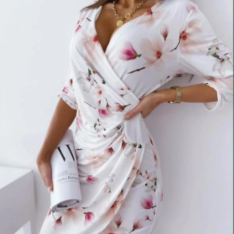 Avant-garde Design Sexy Floral Print  V Neck Women Short Dresses