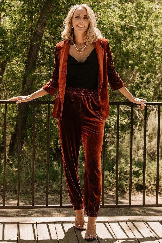 British Fashion Brinton Velvet Blazer | Cinnamon