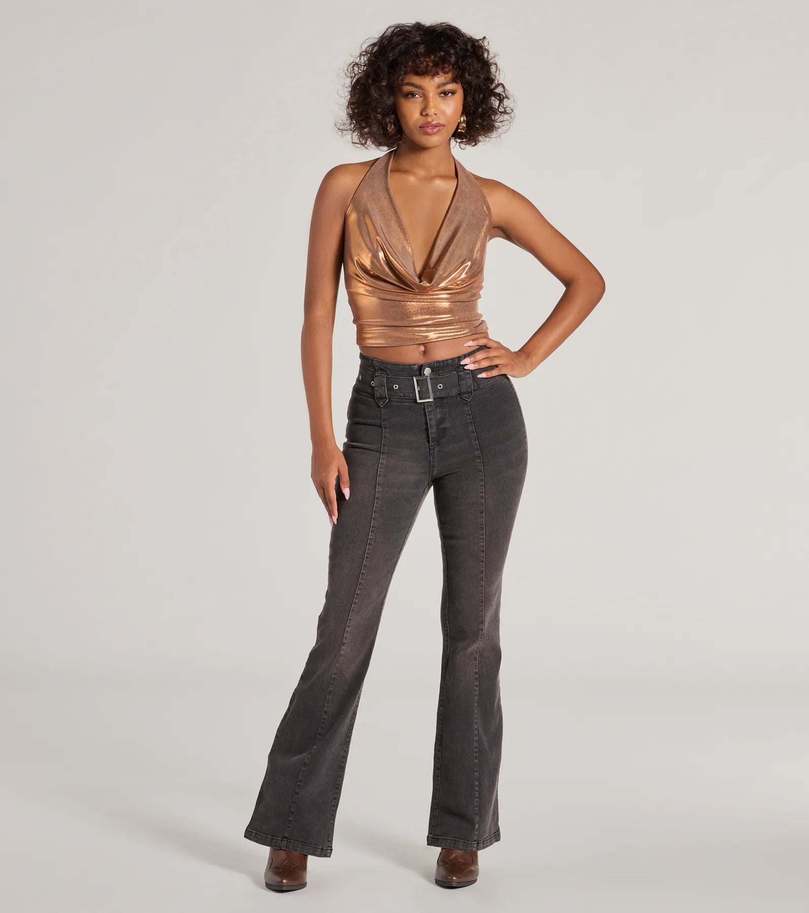 Relaxed And Casual Cool-Girl Era Belted Flare-Leg Jeans