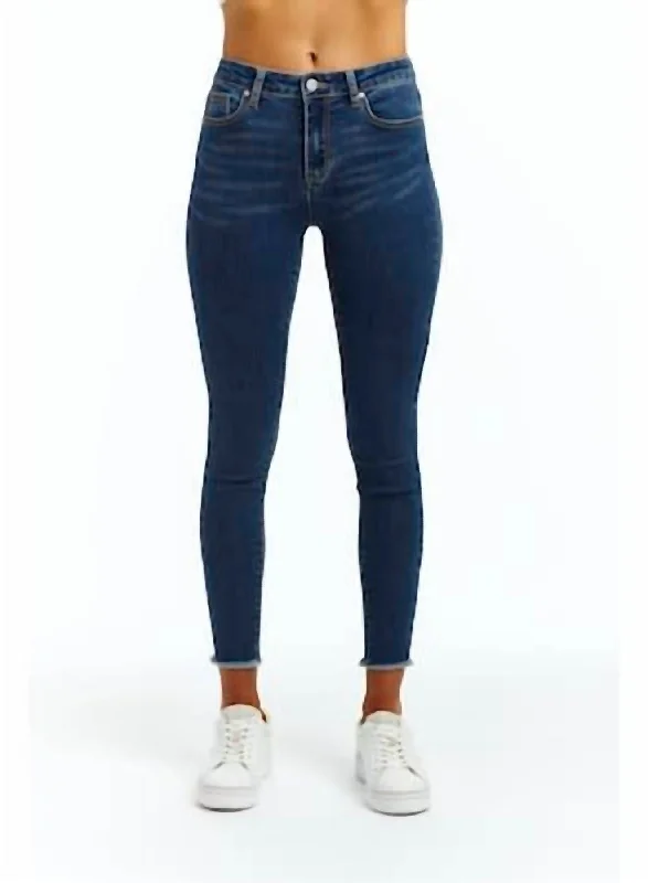 Cute Style High Rise Fray Hem Skinny Jeans In Grey