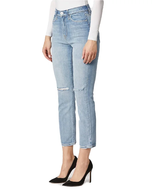 Elegant And Casual Holly High Rise Straight Jean In Light Wash