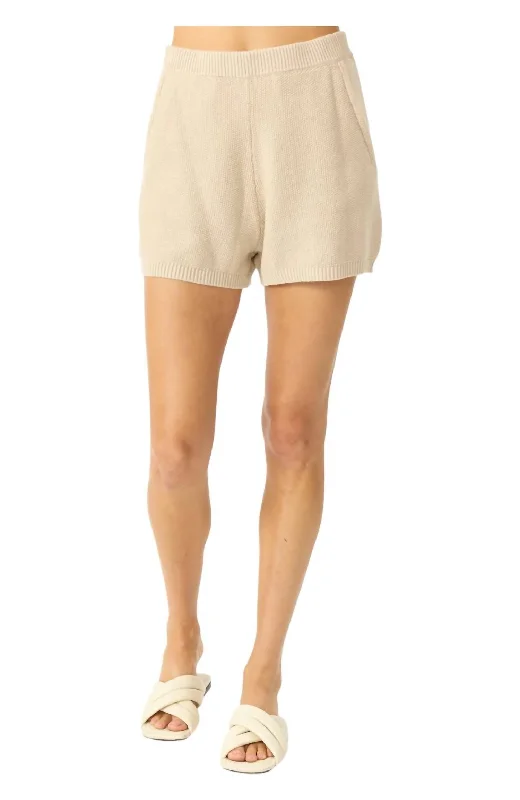 Carefree Isla Short In Grain