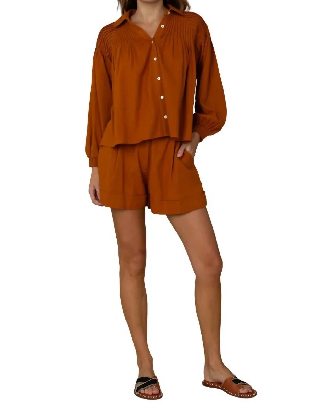 Street Charm Sami Shorts In Butterscotch